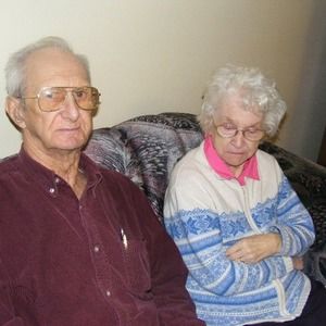 Meet your Posher, Lois